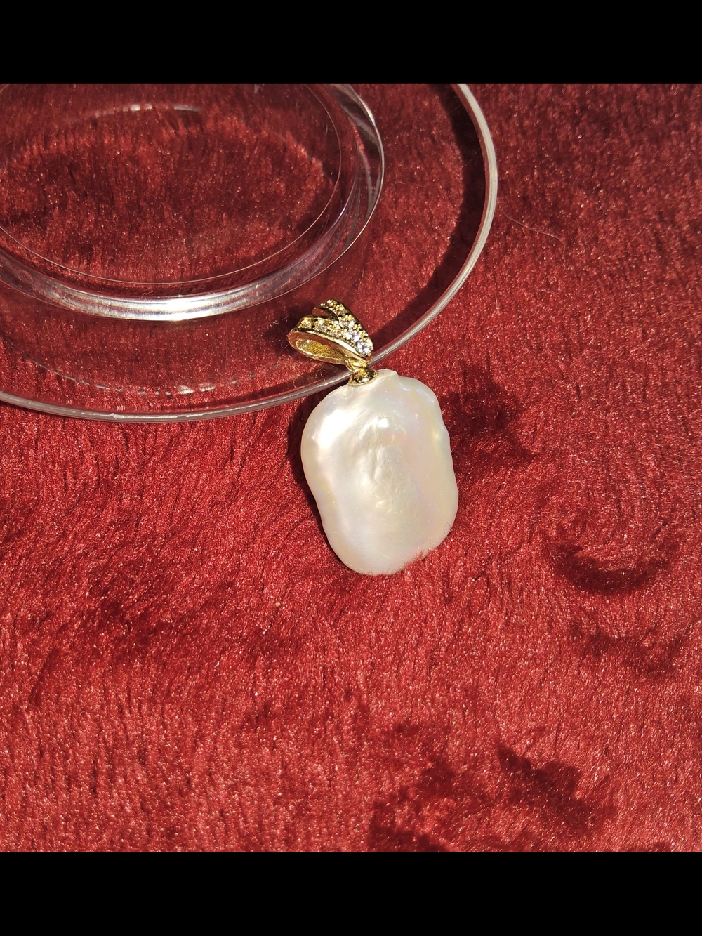 ✨ Large White Baroque Pearl Pendant – Gold Rhinestone Pavé Bail ✨